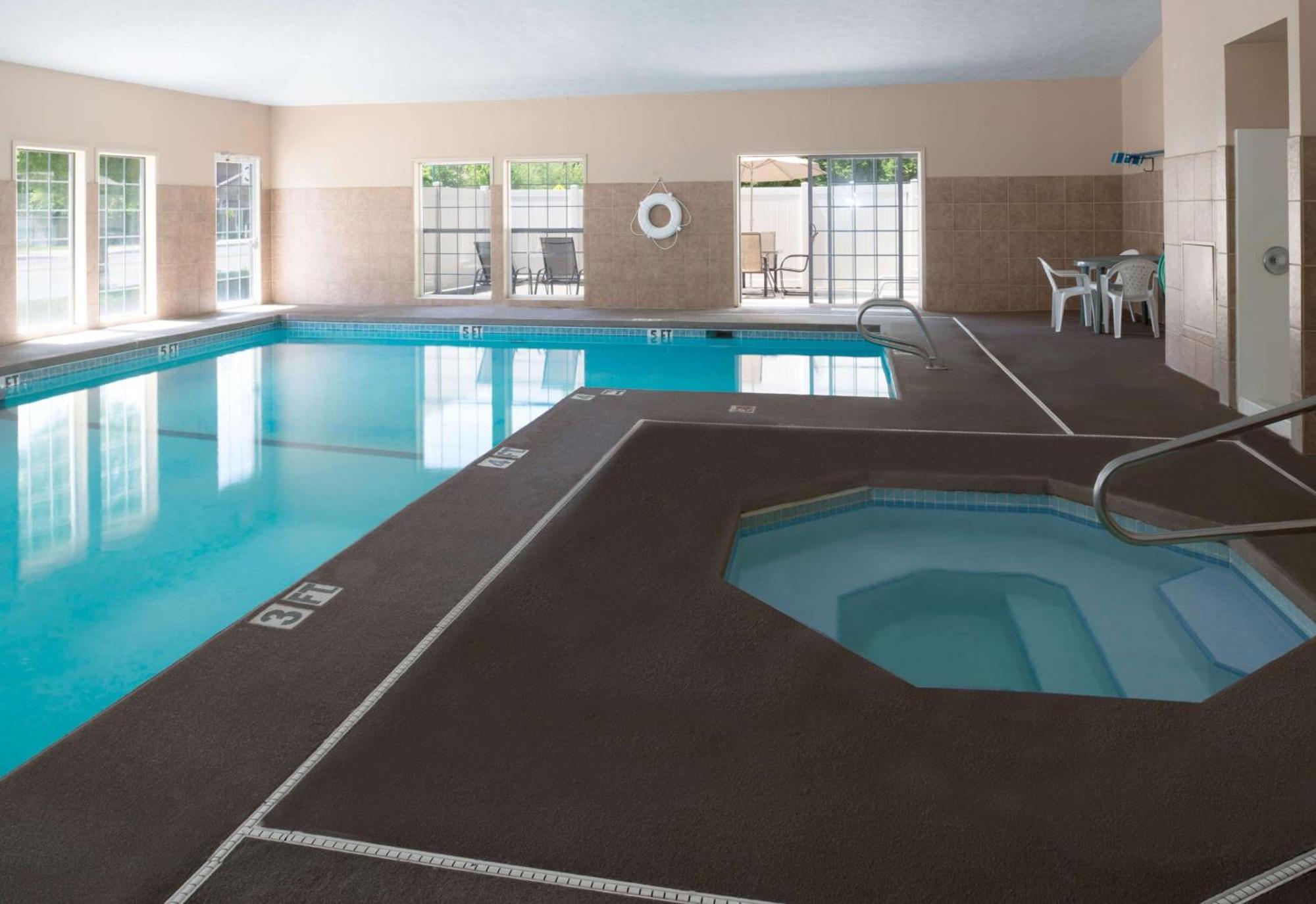 Hotel Baymont By Wyndham Coeur D Alene